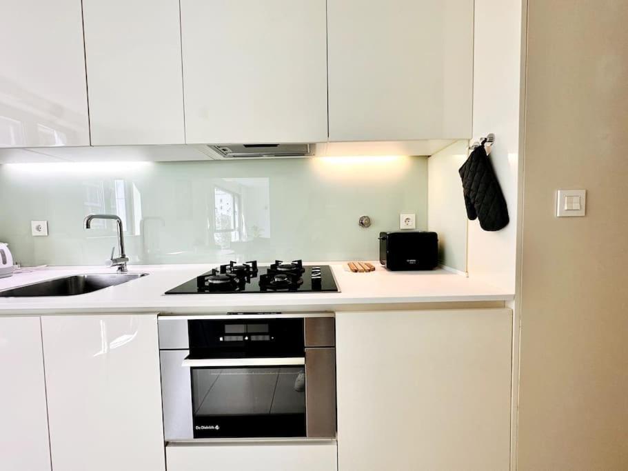 Marina Expo Apartment Lisbon