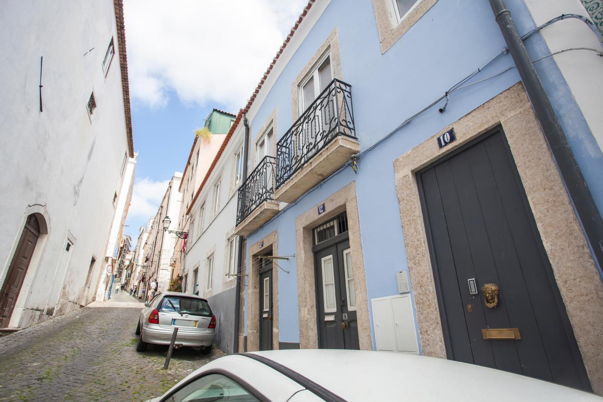 155 - Amalia In Santos Lisbon