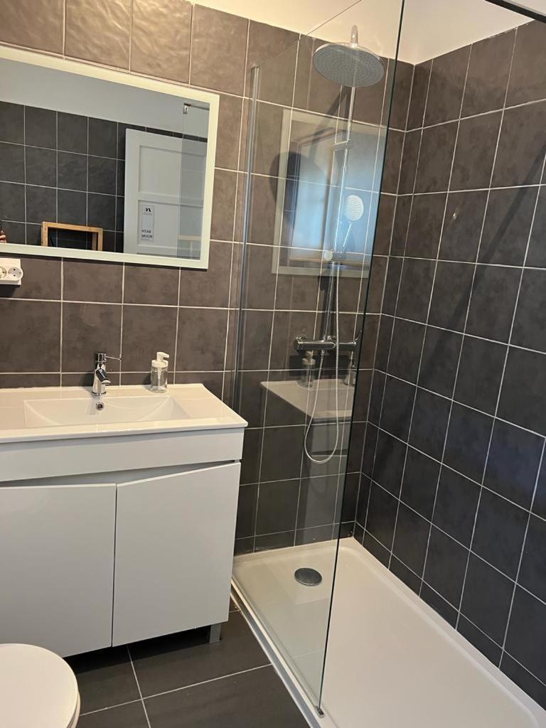 Guest house Alvalade Ii Airport 3*