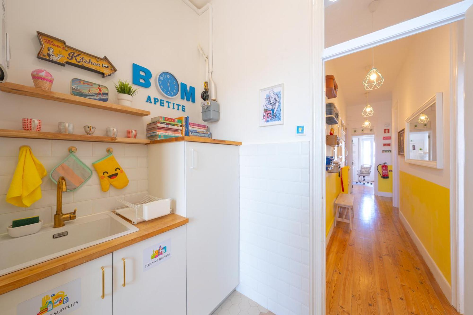 Wanderful - Travel Themed Apartment