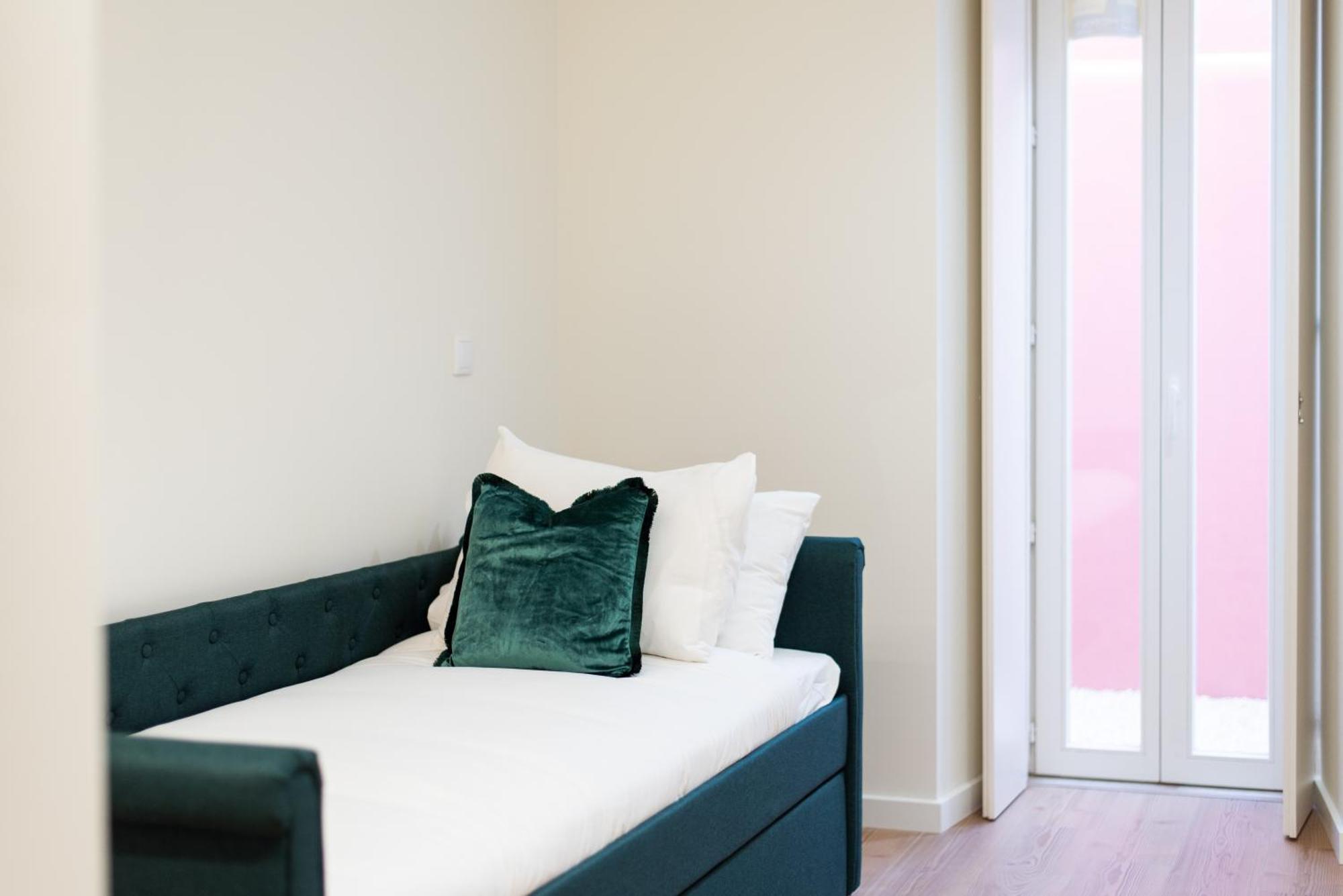 Pardal 15 - Boutique 2 Bed With Free Parking Nearby Apartment