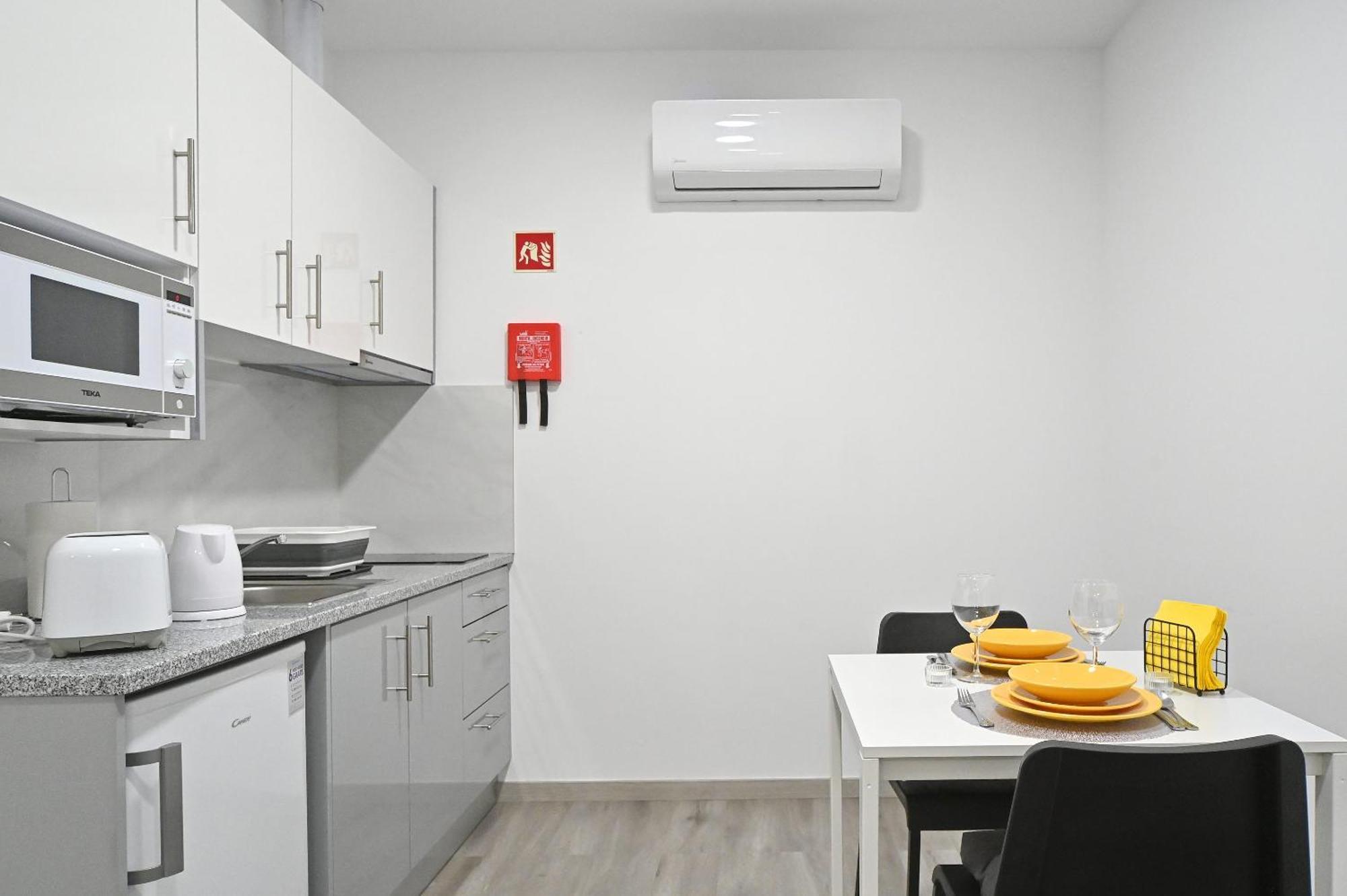 Right Place Apartment *