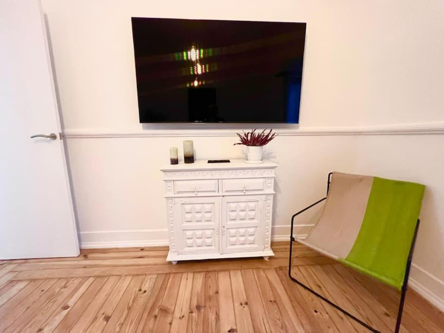 Apartment Beautiful Gloria - 120m2 With A/c And Garden *