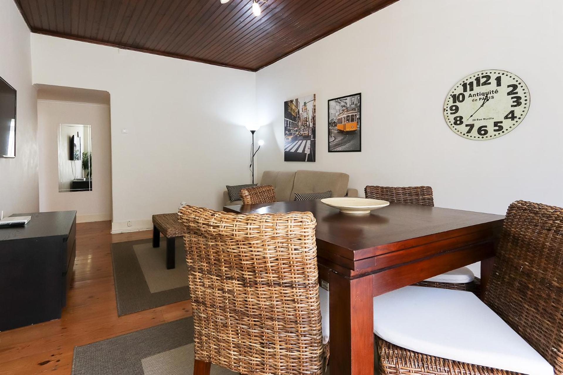 Cozy And Sunny - Anjos, Apartment