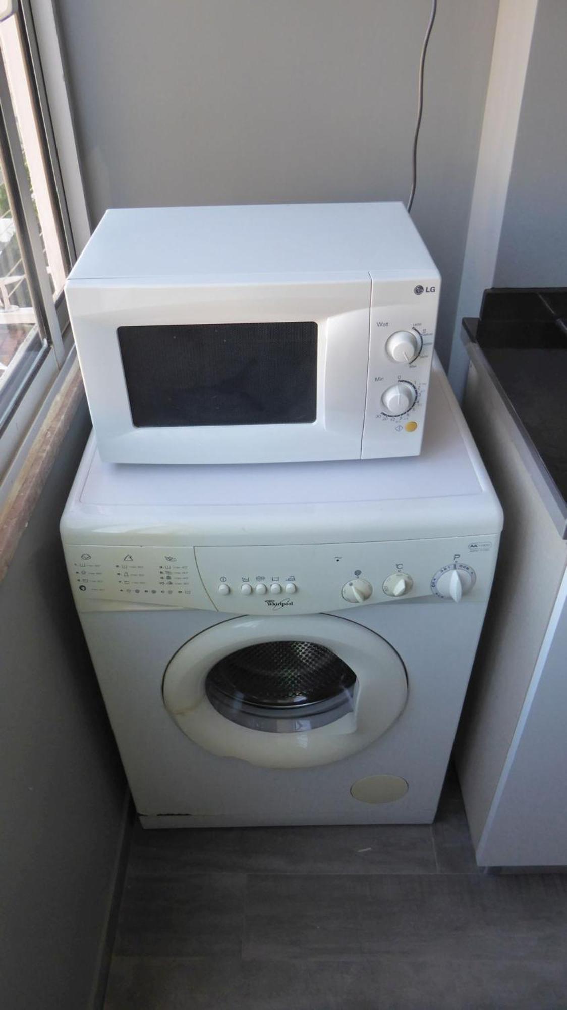 Be Local - With 2 Bedrooms In Moscavide - Apartment Lisbon