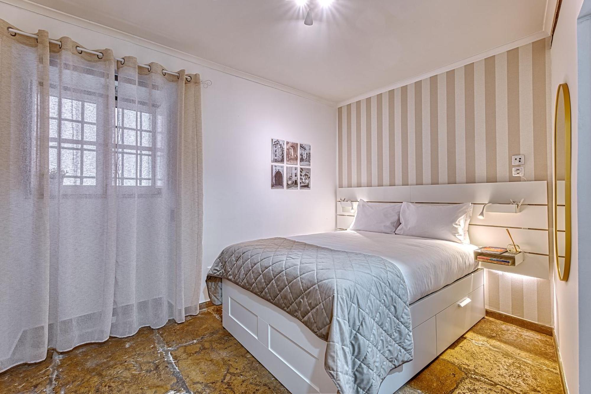 Apartment Porta Da Muralha De 1375 Lisbon