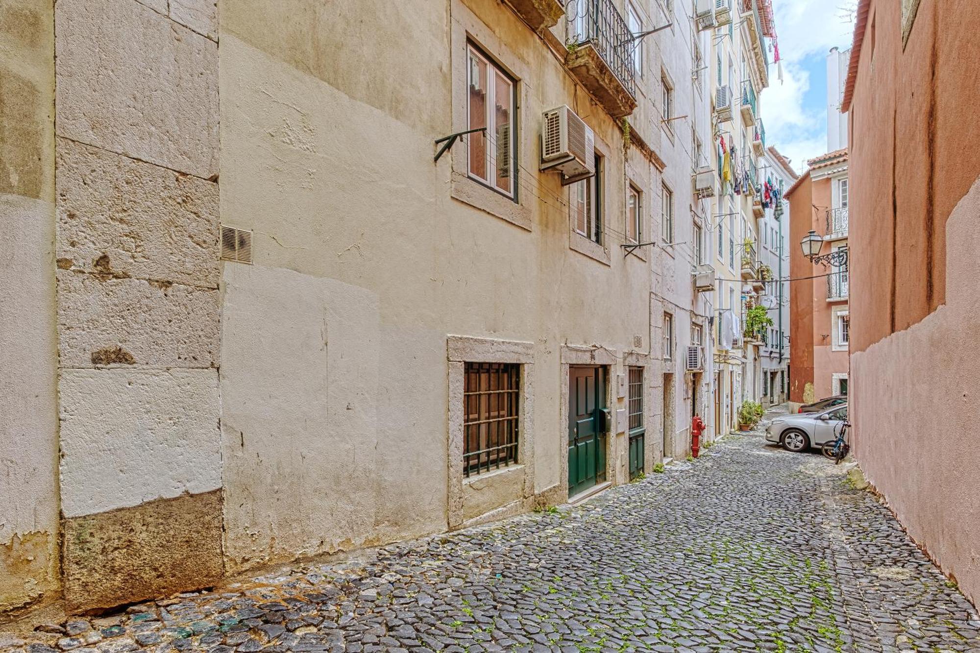 Porta Da Muralha De 1375 Apartment Lisbon