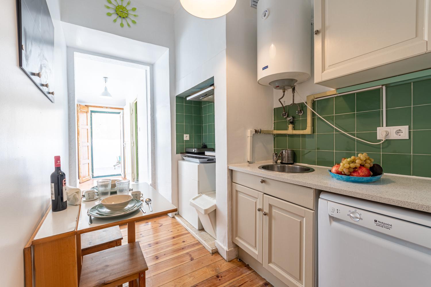 Apartment Spacious With Terrace At Graca
