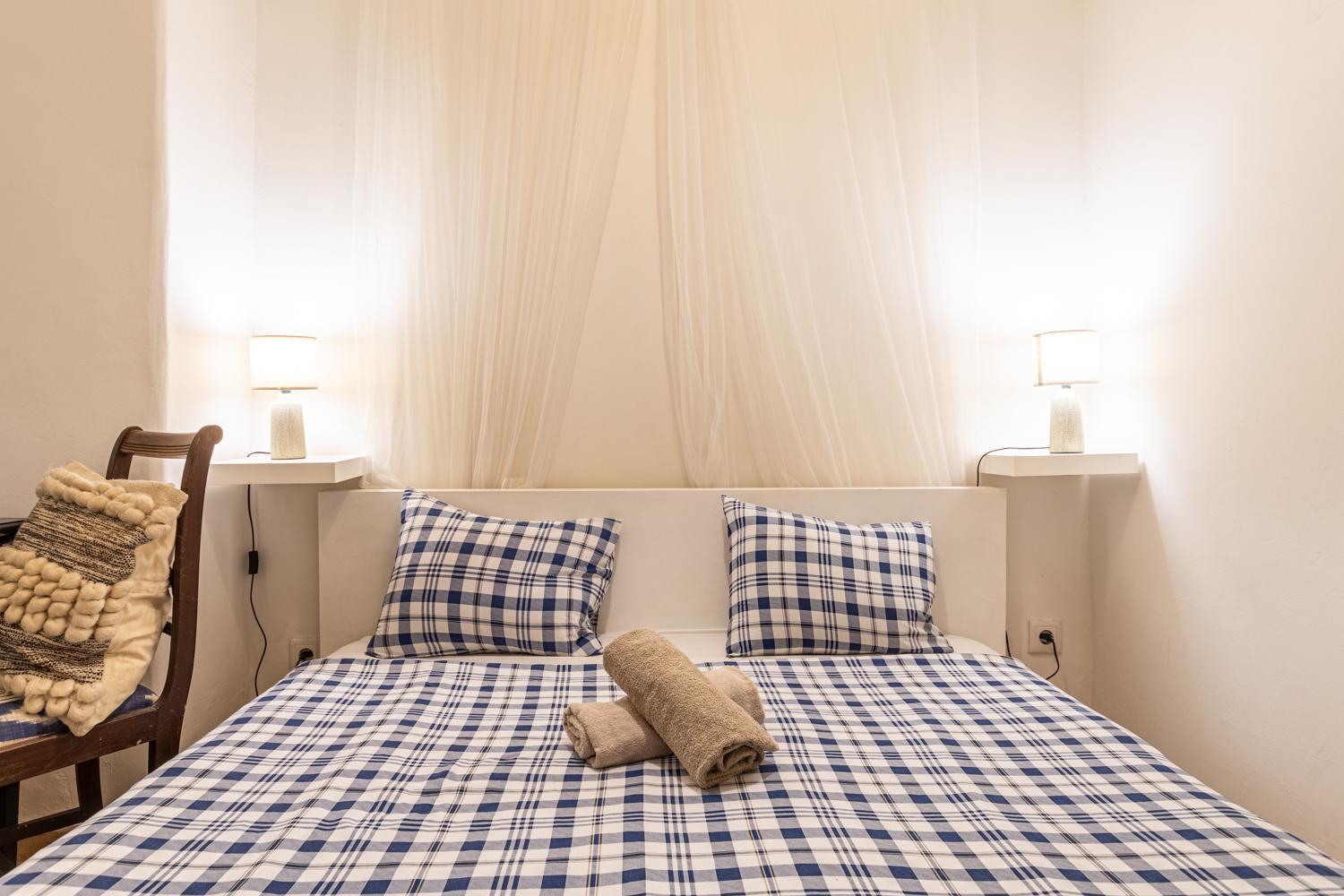 3 Bedroom Close To The Castle Apartment *