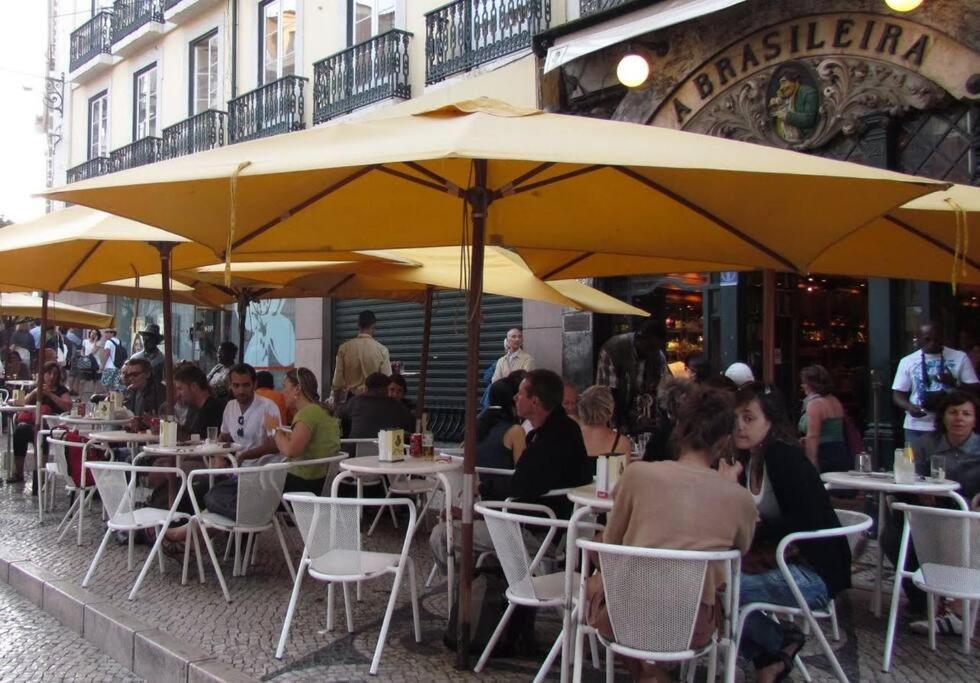 C3 Bairro Alto Cozy Romantic Loft In 18th Century Building Apartment Lisbon