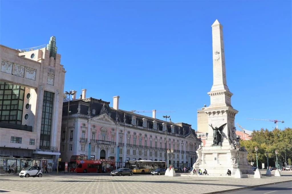 Apartment Sj1d+e Heart Of Baixa New A/c Spacious 2 Apts 5br2ba Lisbon