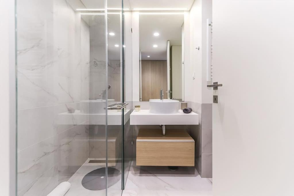 Apartamento Marques Pombal 2 Bed Ac Lisboa