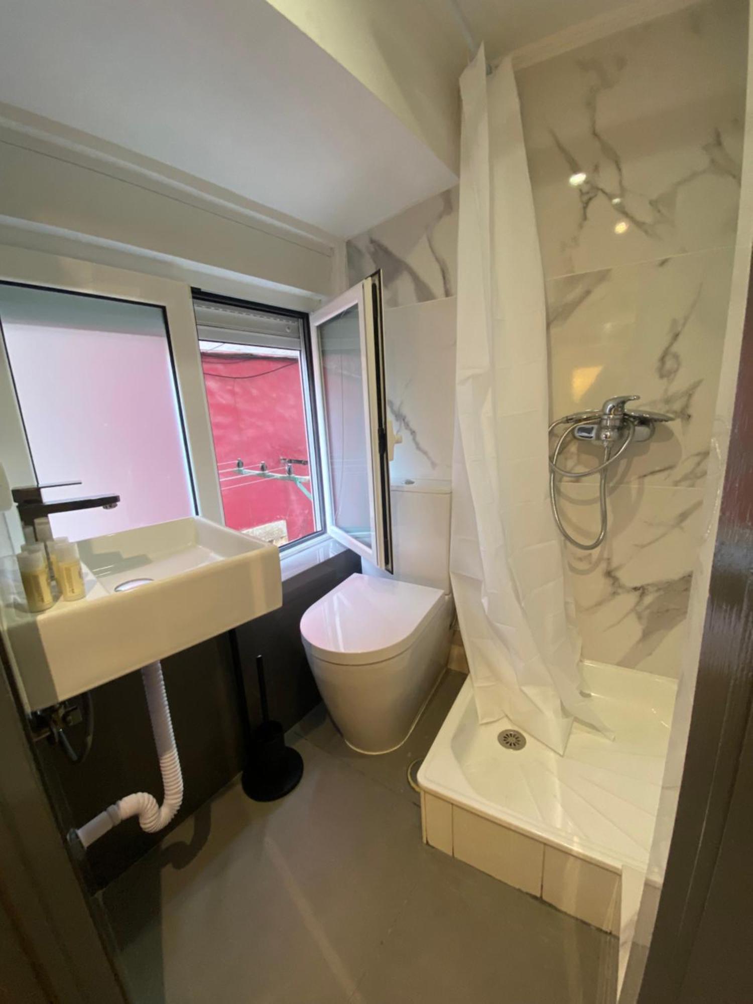 Alfama Downtown Apartment Lisbon
