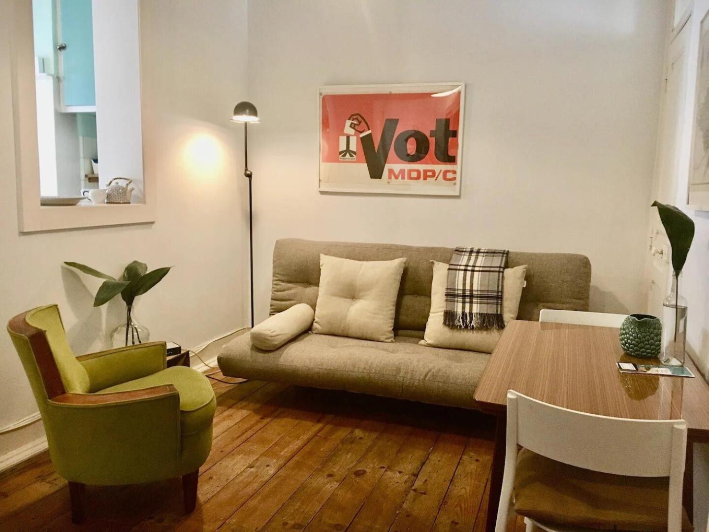Flh Graca Vintage With Interior Garden Lisbon