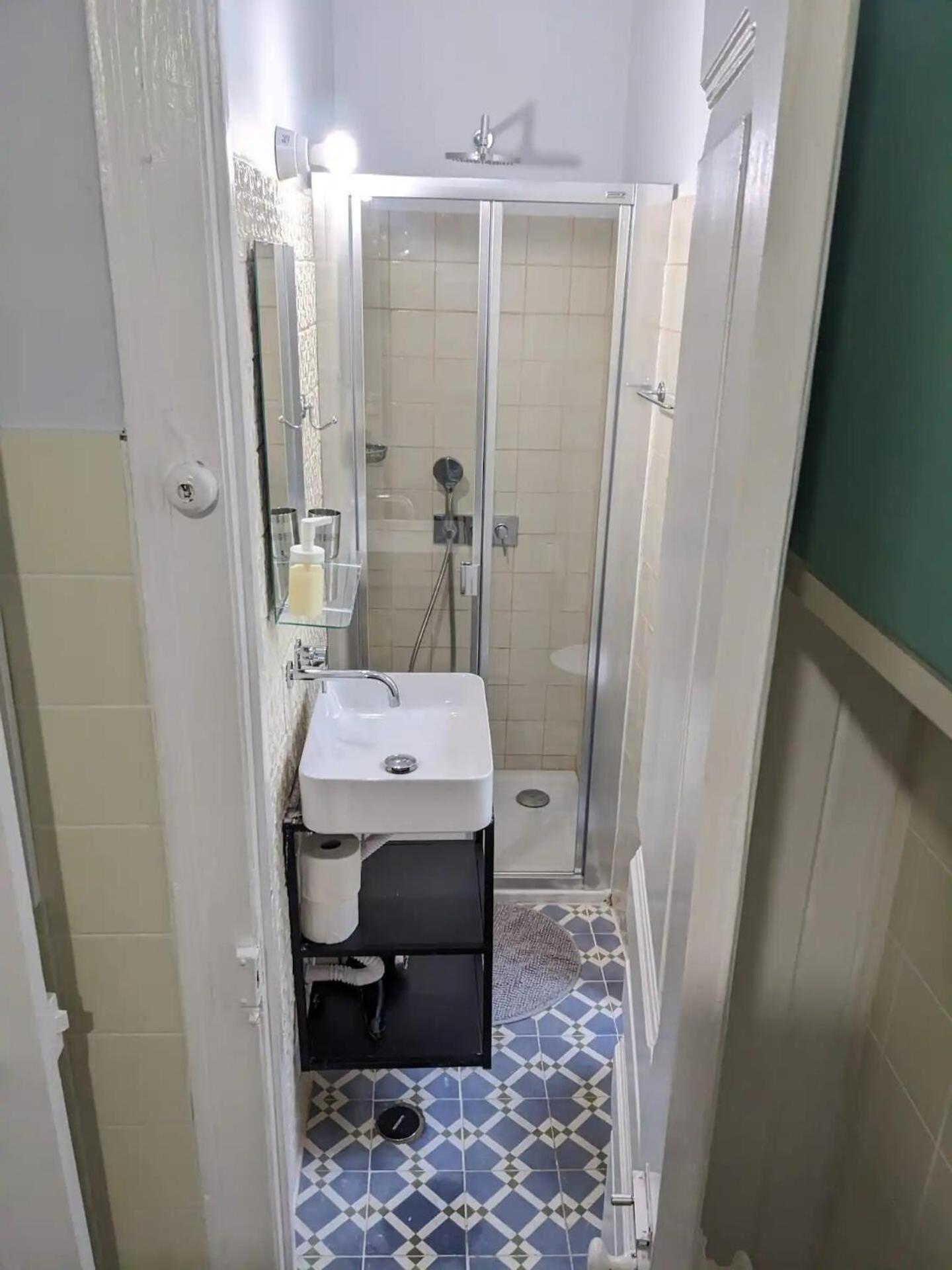 Flh Graca Vintage With Interior Garden