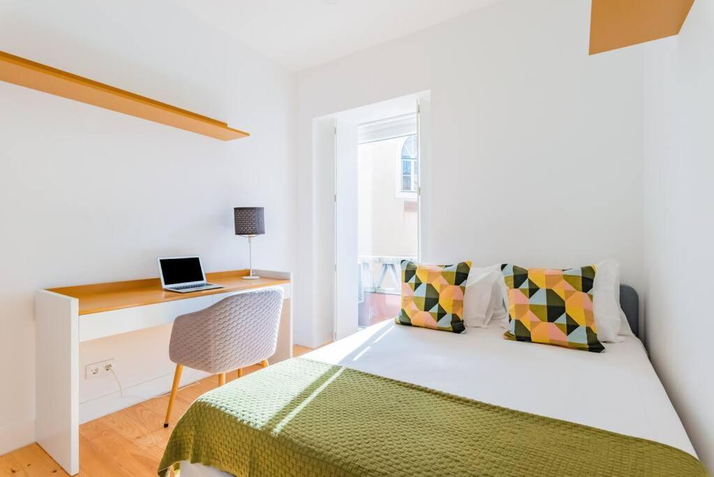 Chic&bright @ Campo De Ourique Apartment Lisbon