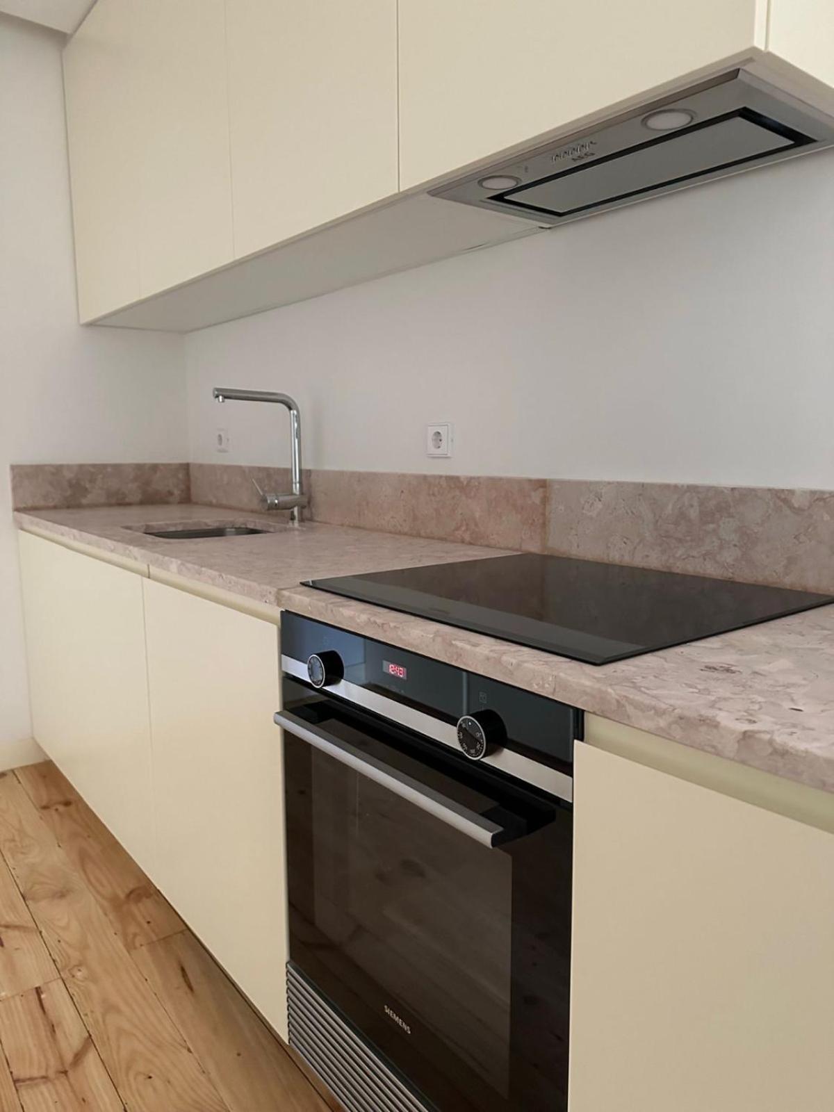 Privade In Baixa With Private Bathroom Homestay *