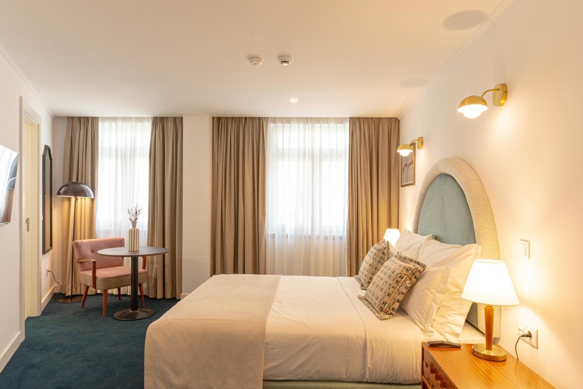 Westlight Madalena 4* Lisbon
