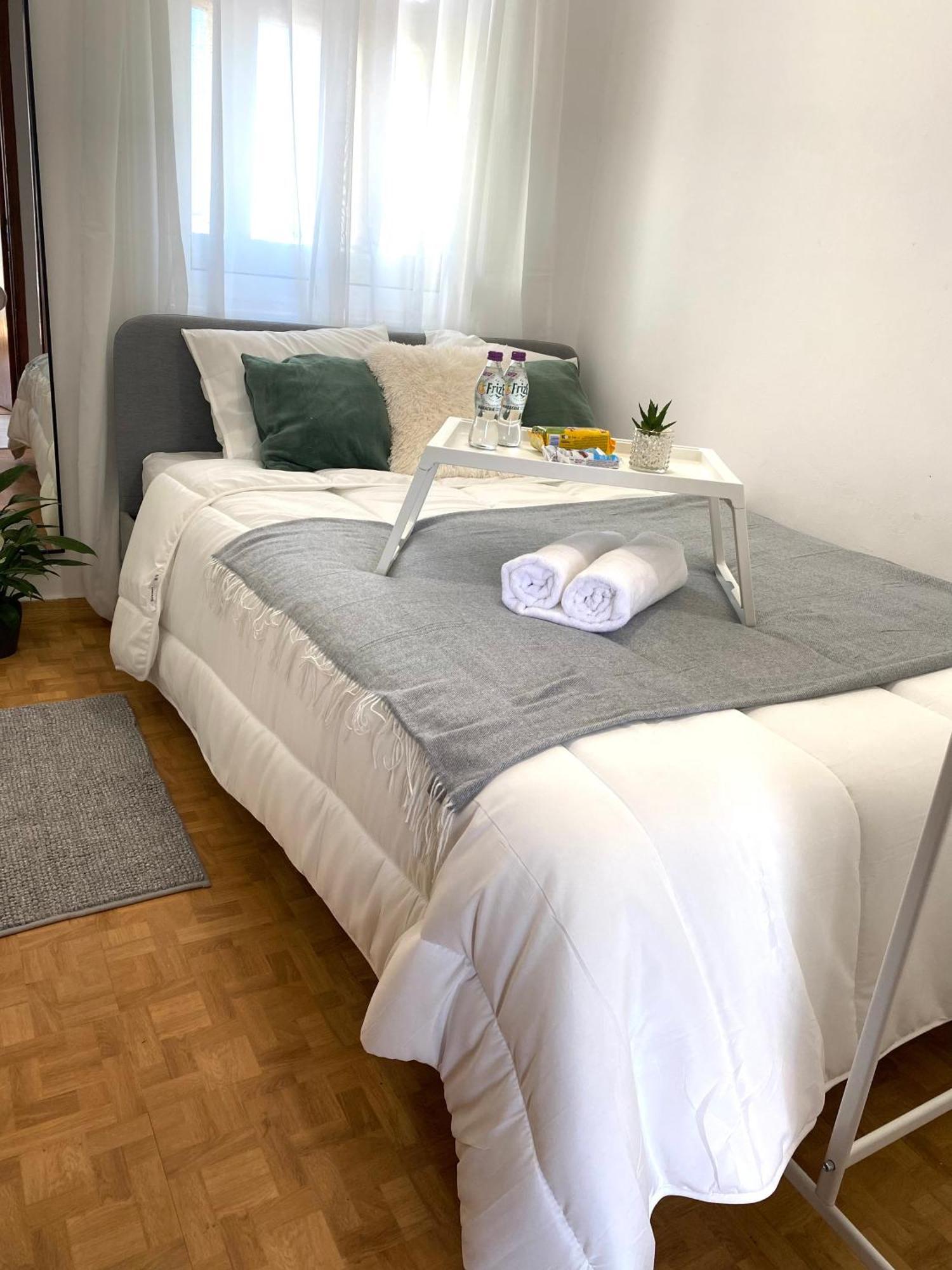 Quarto Mirante Do Tejo Homestay *