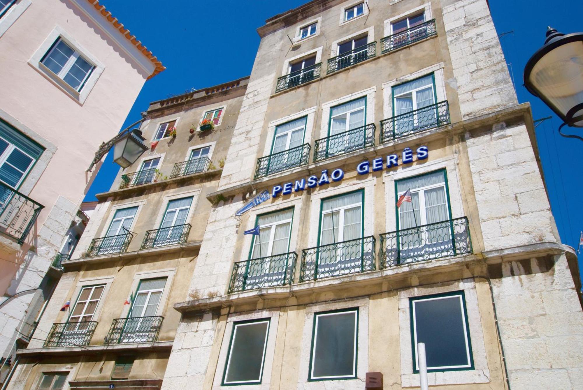 Guest house Residencial Geres 2*