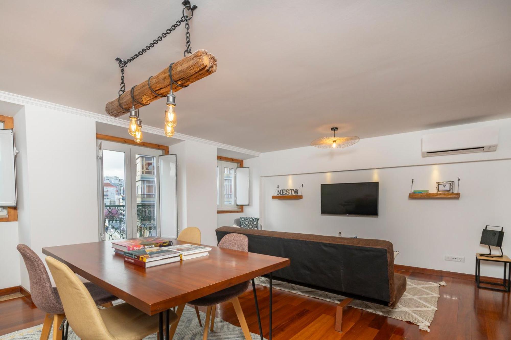 Apartment Superb Overlooking Graca In