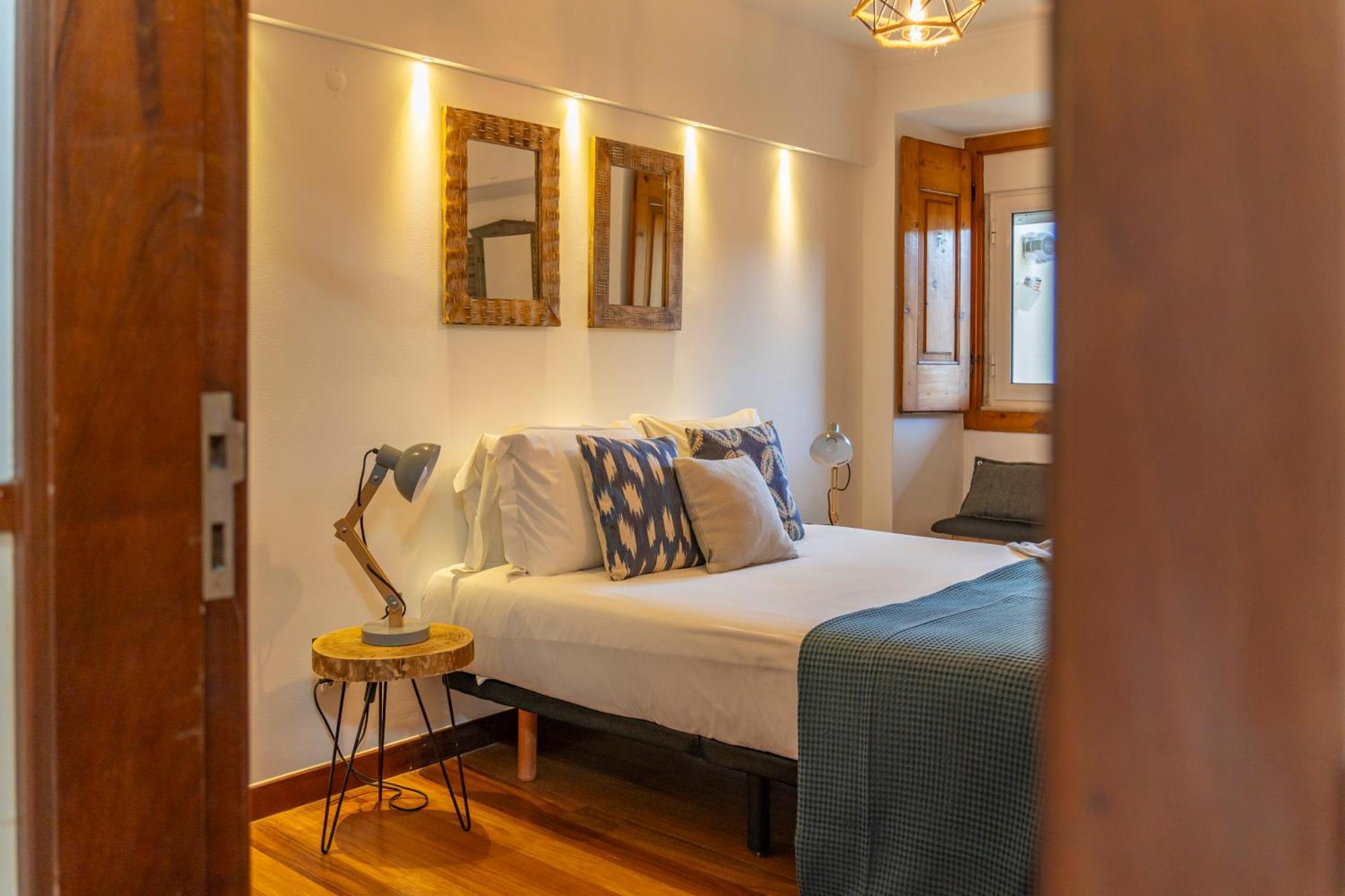 Apartment Superb Overlooking Graca In *