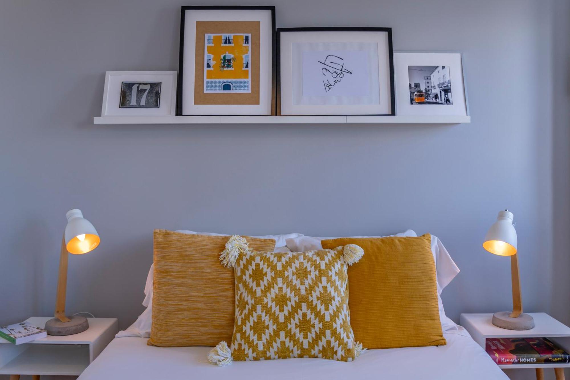 Apartment Superb Overlooking Graca In Lisbon