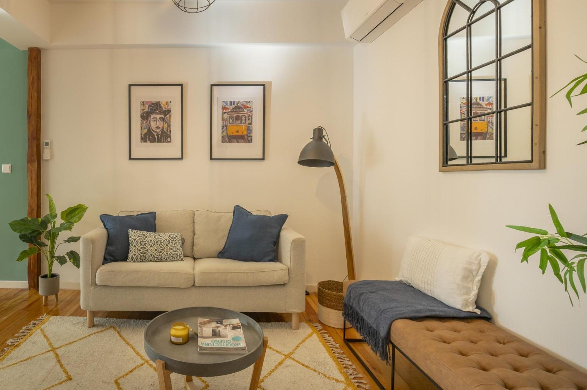 Apartment Superb Overlooking Graca In *