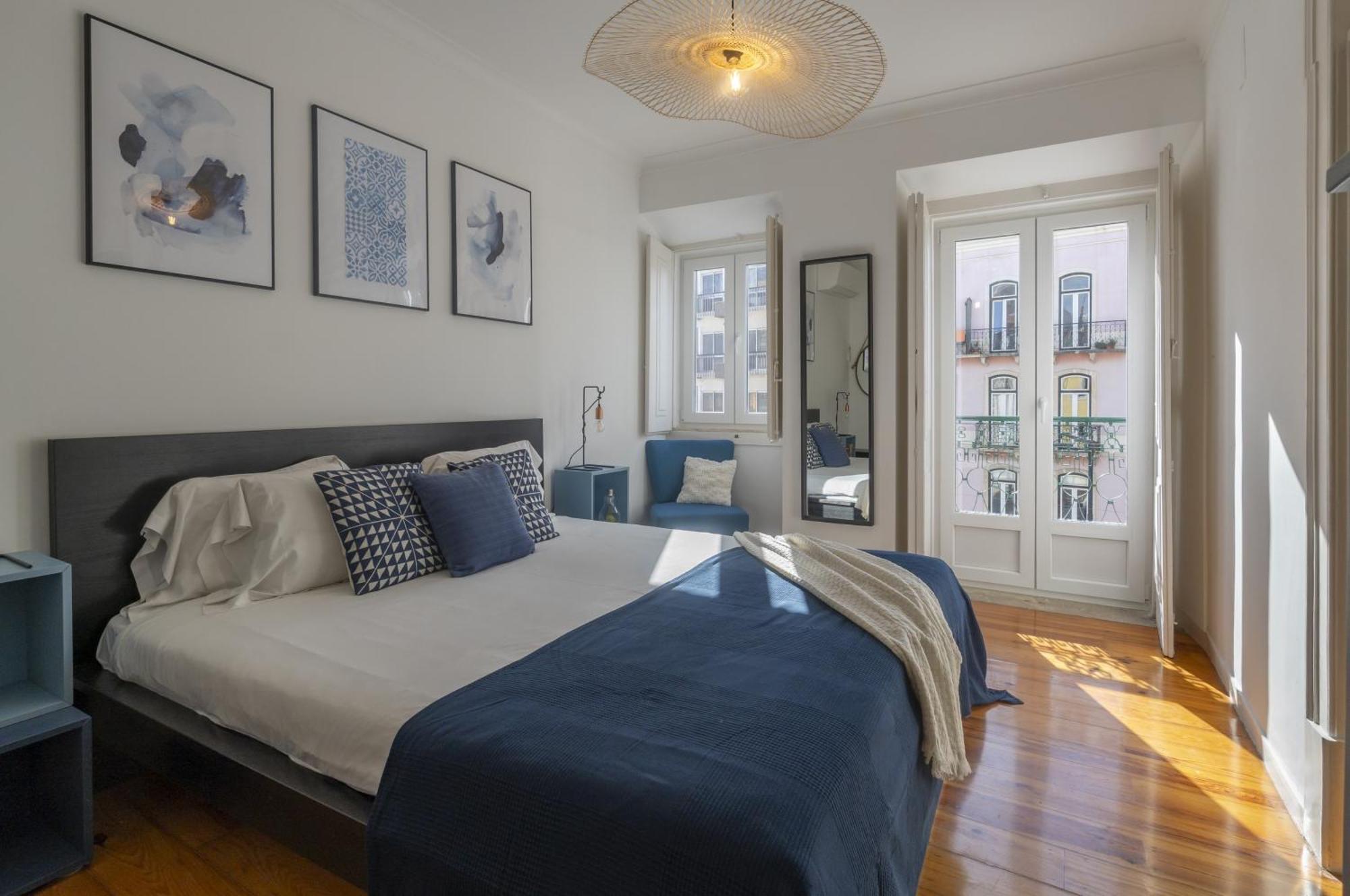 Superb Overlooking Graca In
