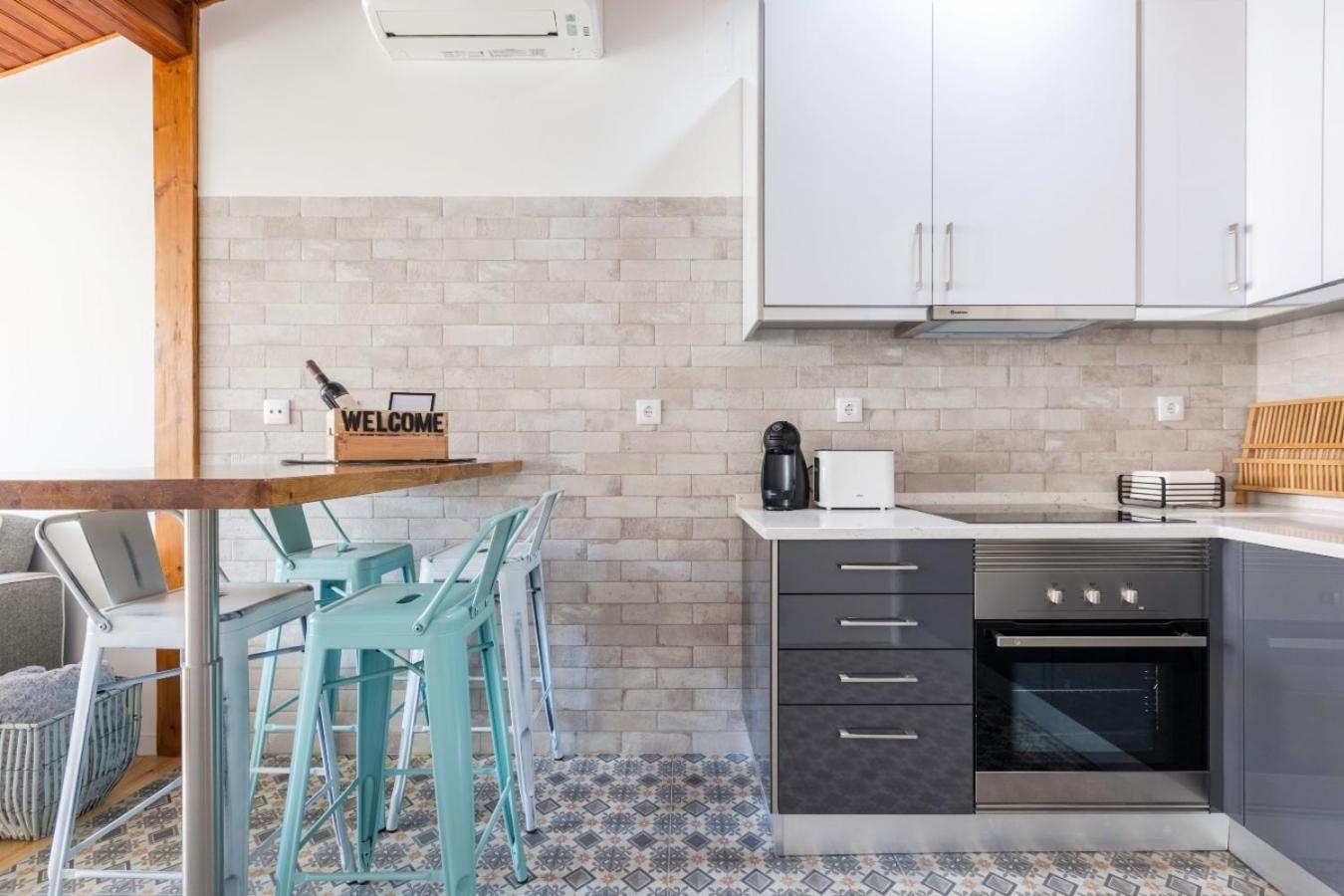 Apartment Superb Overlooking Graca In