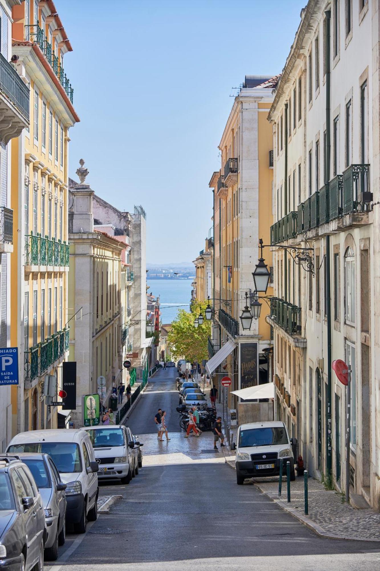 Apartment Casa Portuguesa Carmo Lisbon