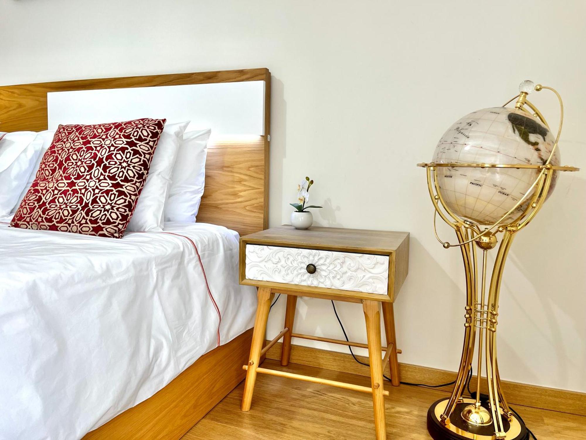 Apartment Modern & Spacious With River View *