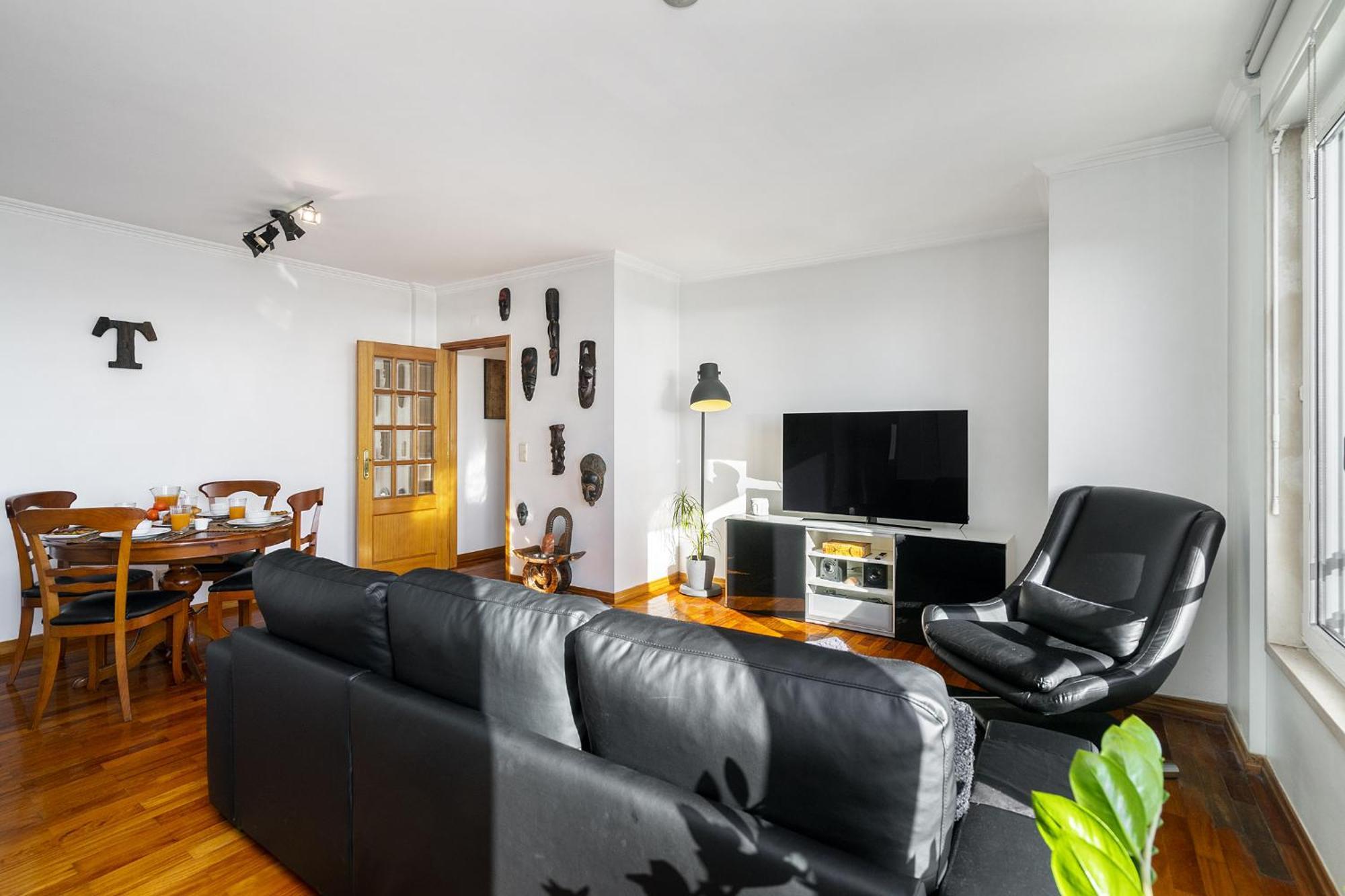 Whome Riverview By Premium