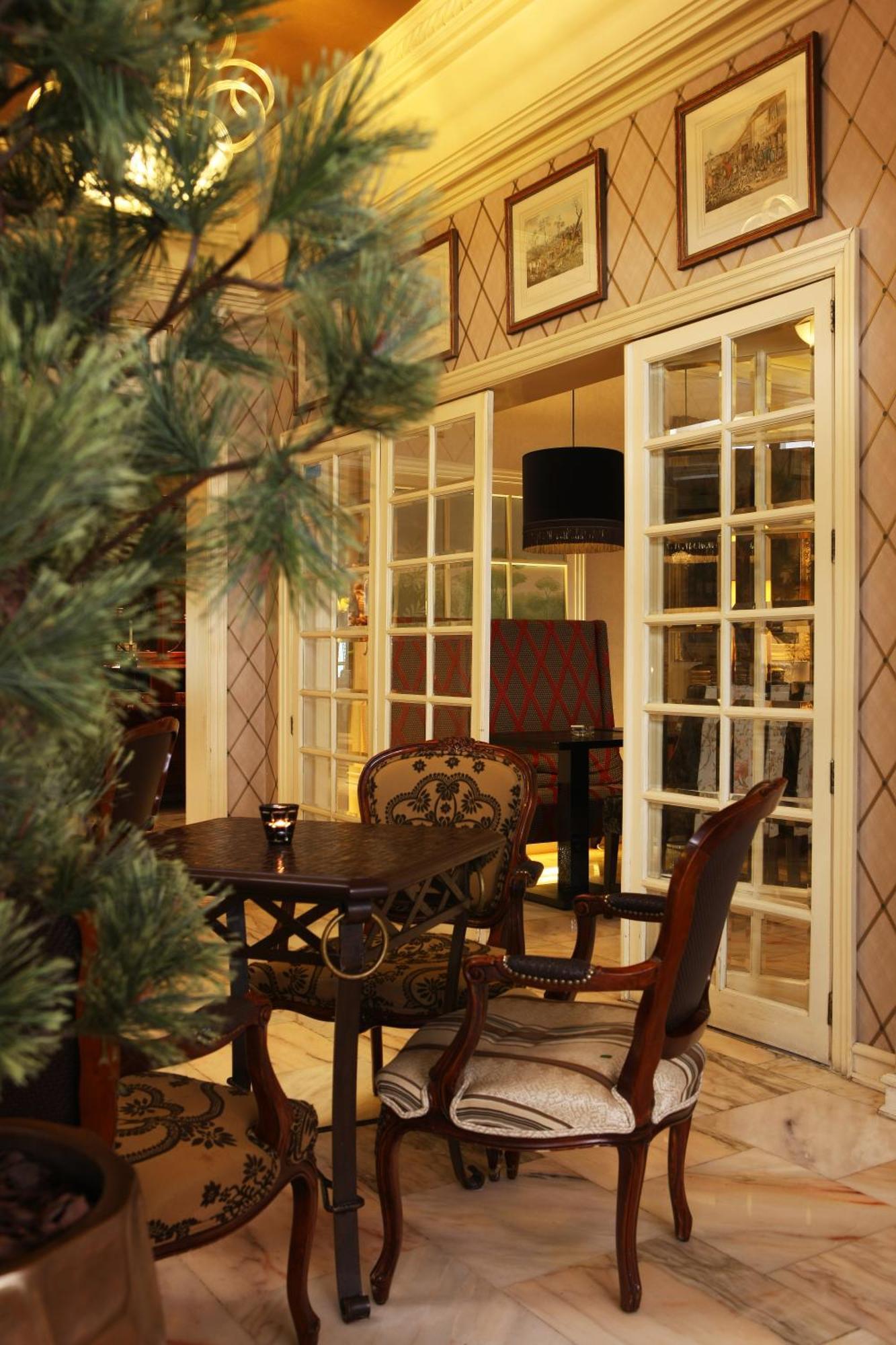 Plaza - Heritage Collection - Avenida Lisbon