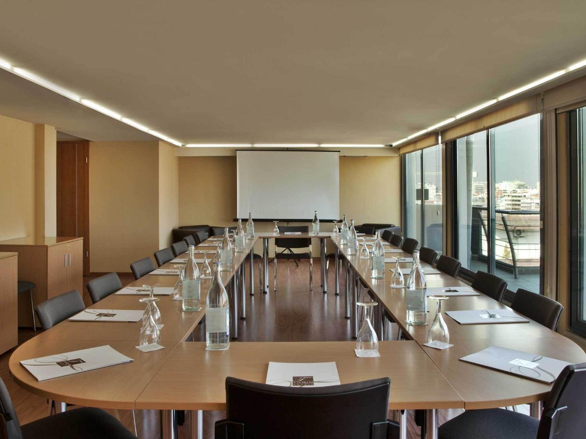 Turim Iberia Hotel 4*