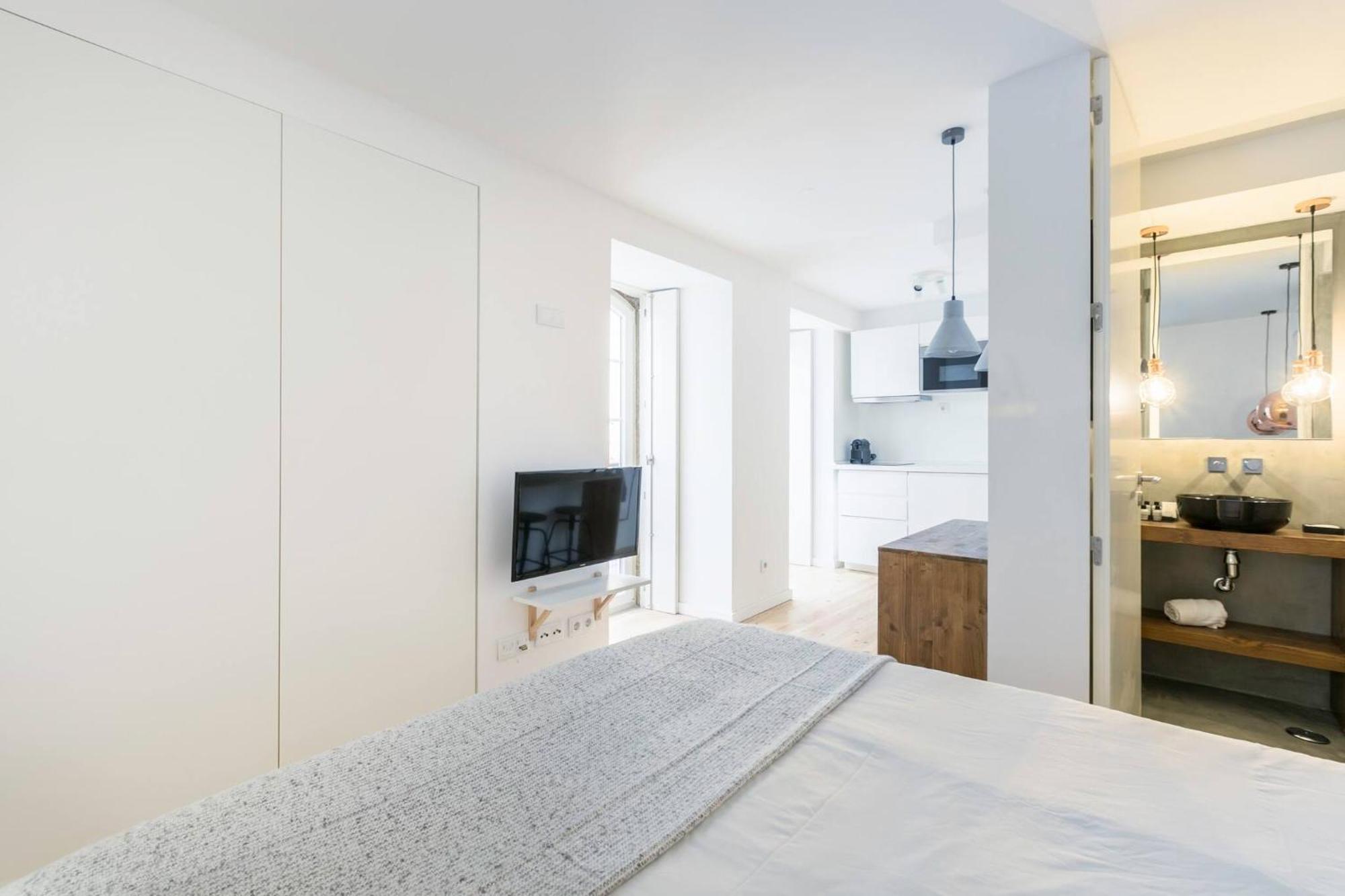 My Lx Flat Bairro Alto Design * Lisbon