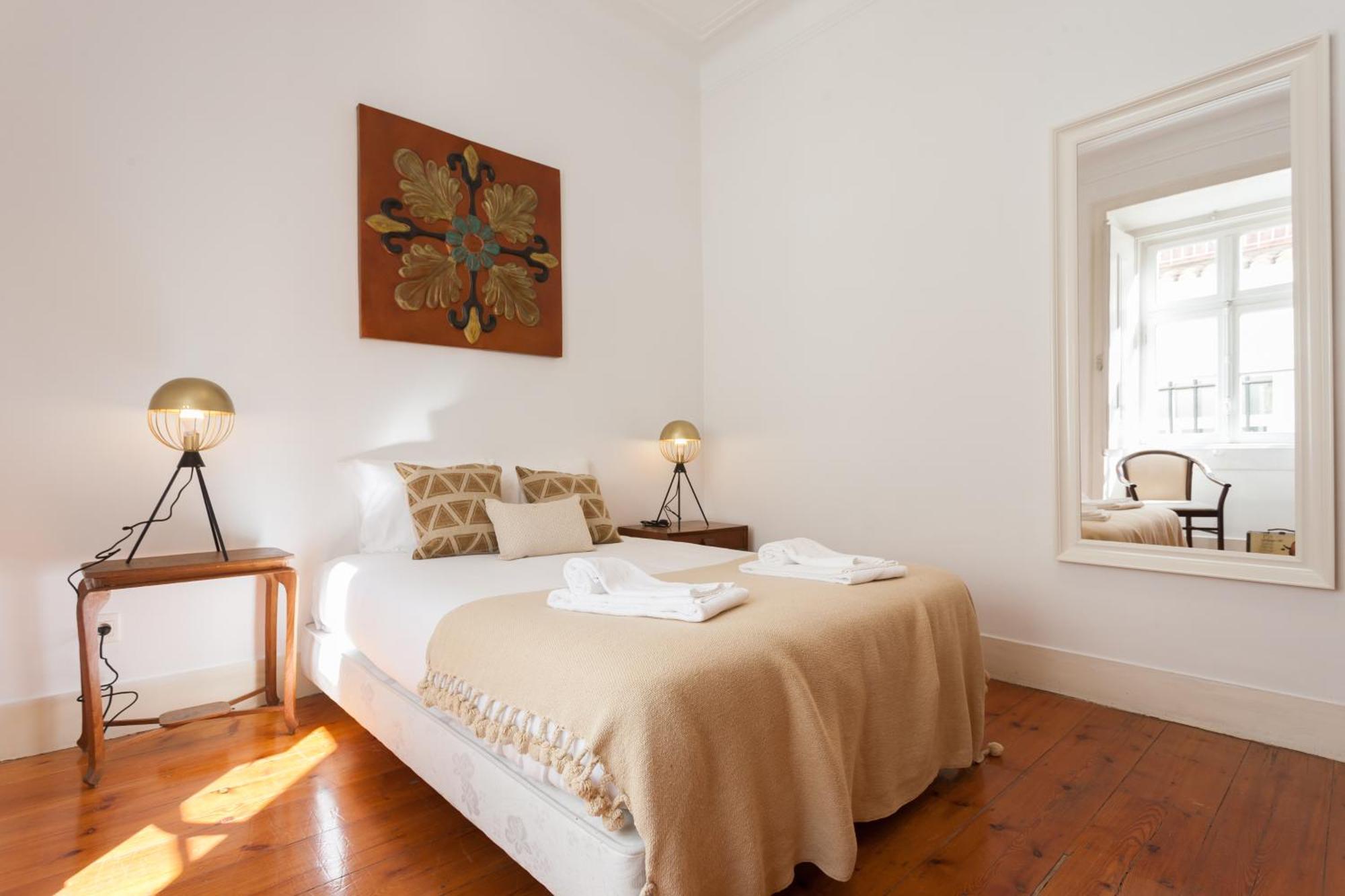 Apartment Tejo Vintage Three-bedroom - By Lu Holidays