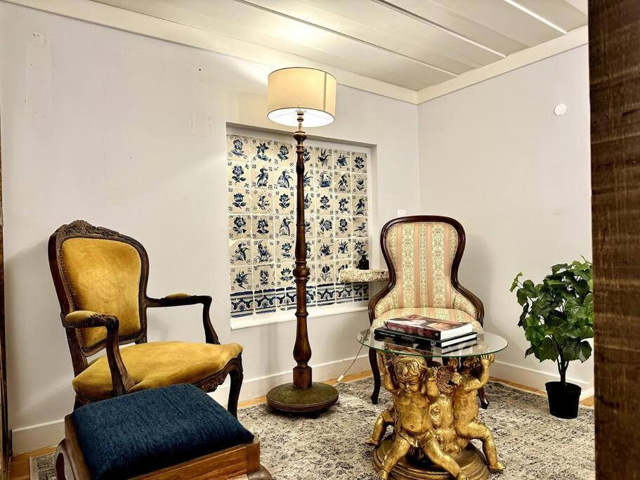 Budget 2 Bed In Bica W Air Con - Belle Epoque Apartment *
