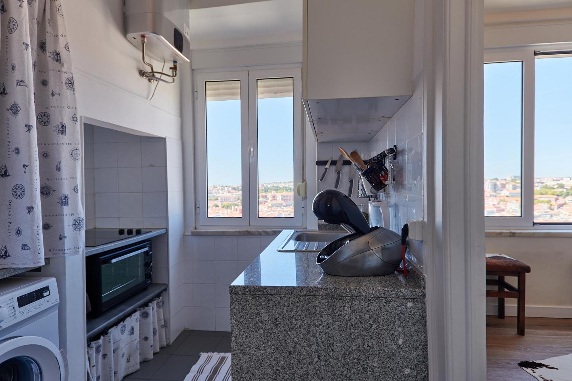 The Sunset Nest Apartment
