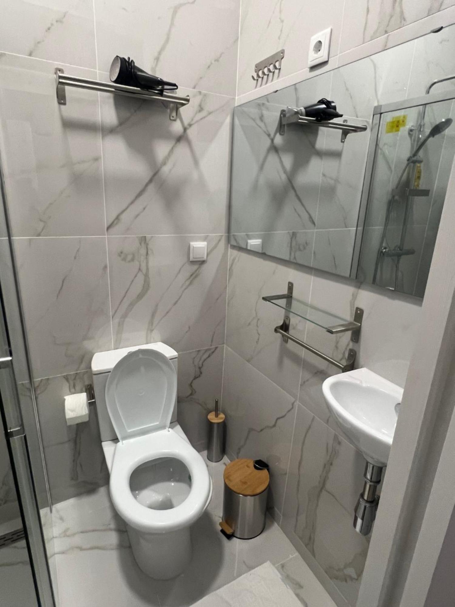 Angels Homes N.27 1ºandar, Bairro Tipico, Centro Apartamento