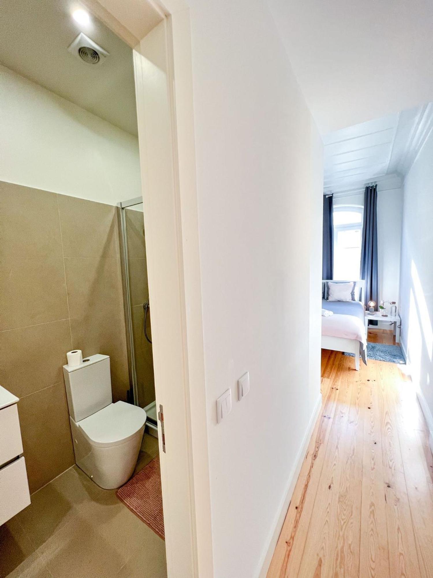 Cozy With Privative Bathroom On Rua Augusta Homestay *