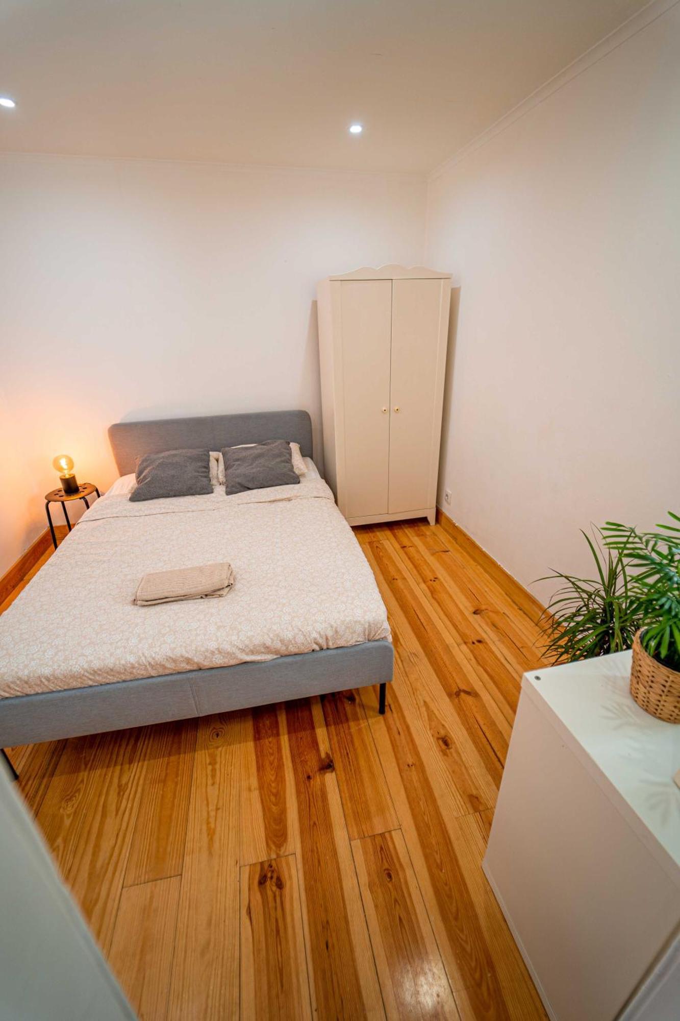 Homestay Lisbon Stays *