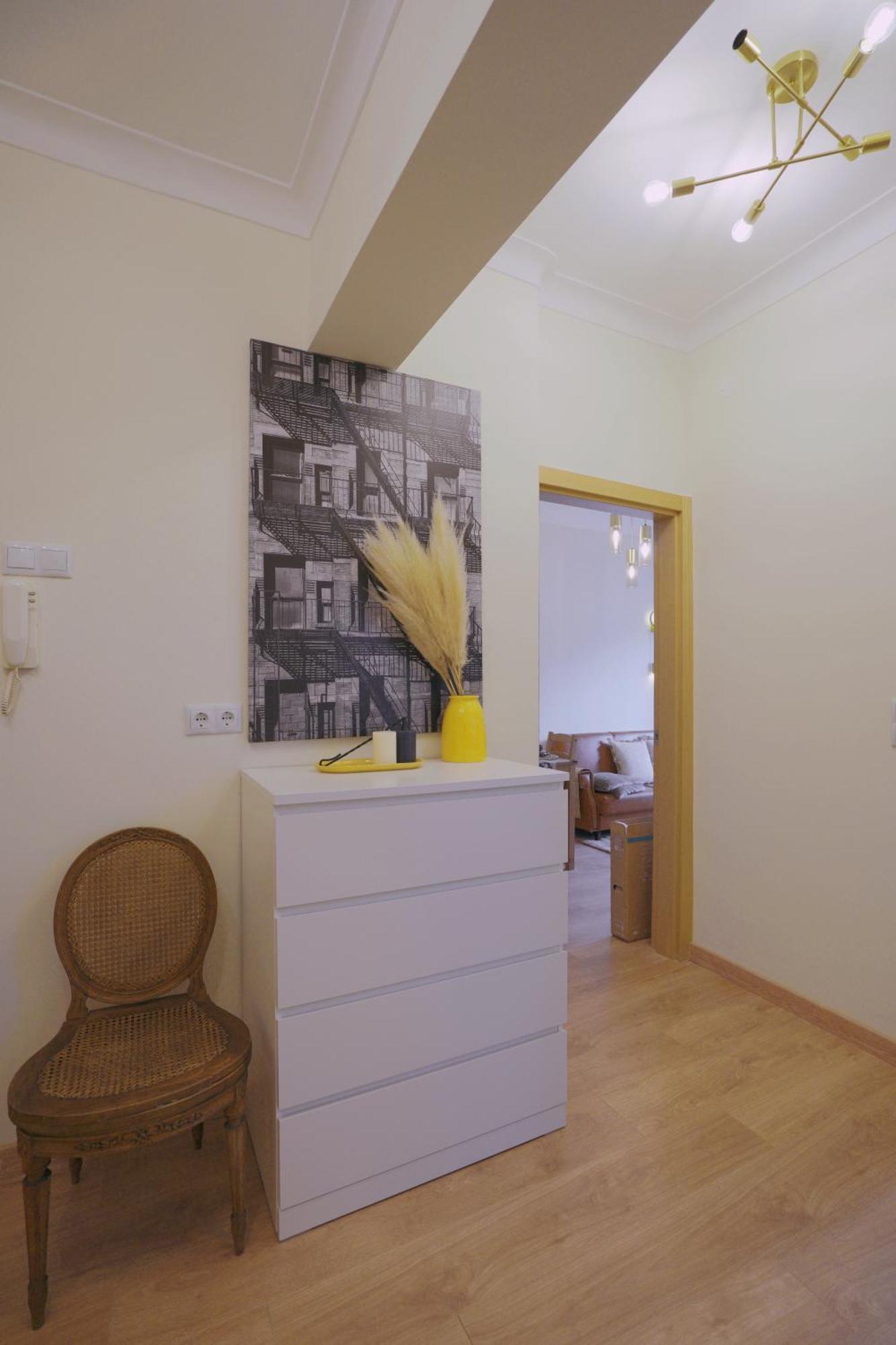 Charming 94d, Next To Metro Apartment Lisbon