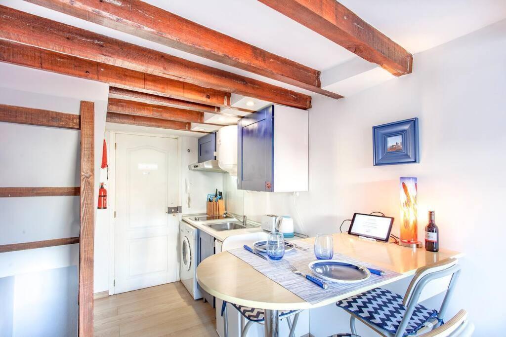 Mouraria 3 - Historic Duplex Lisboa