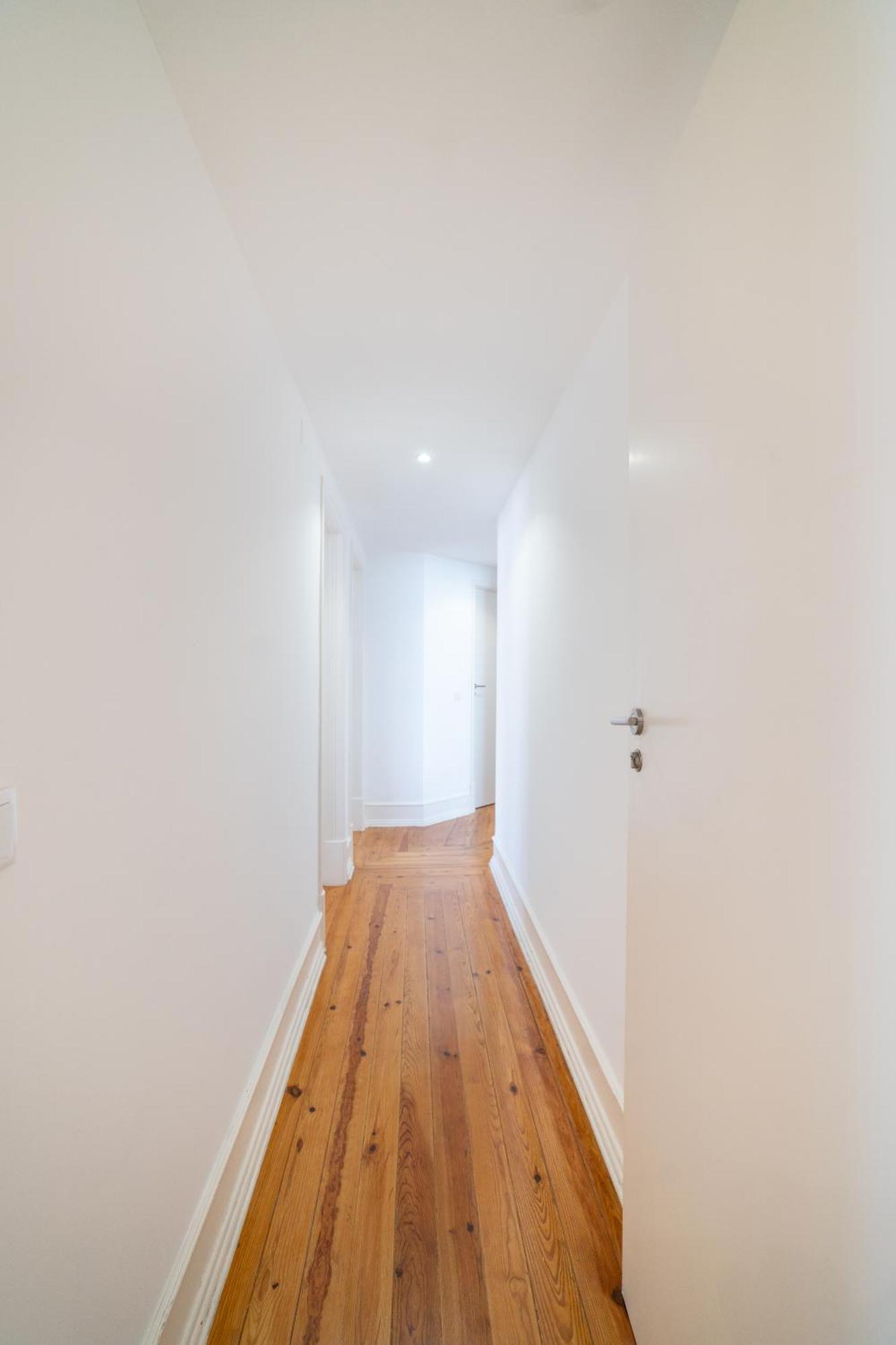 Desterro 4 - Historical Four-bedroom Apartment *