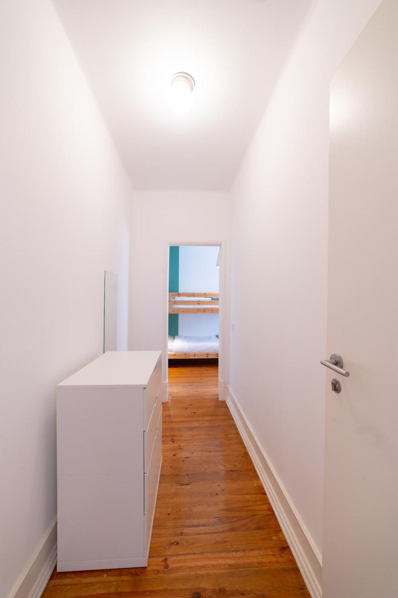 Desterro 4 - Historical Four-bedroom * Lisbon