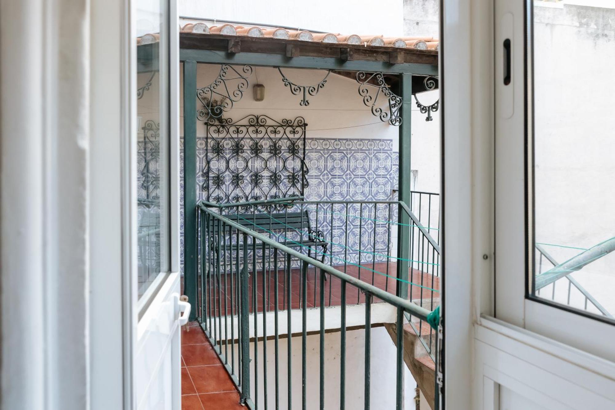 Apartment Diogo's Alcantara I By Mycelia Lisbon