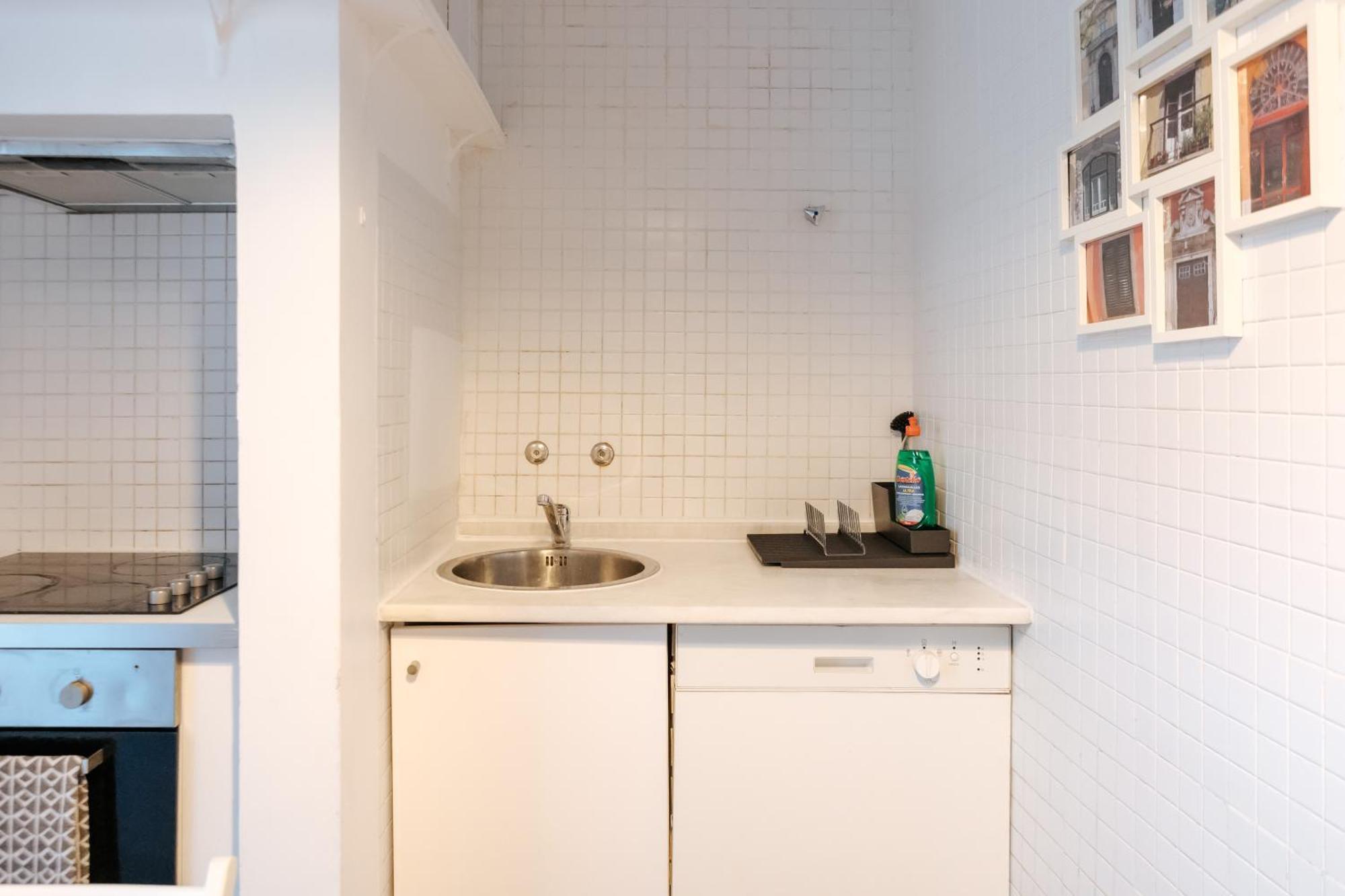 Diogo's Alcantara I By Mycelia Apartment *