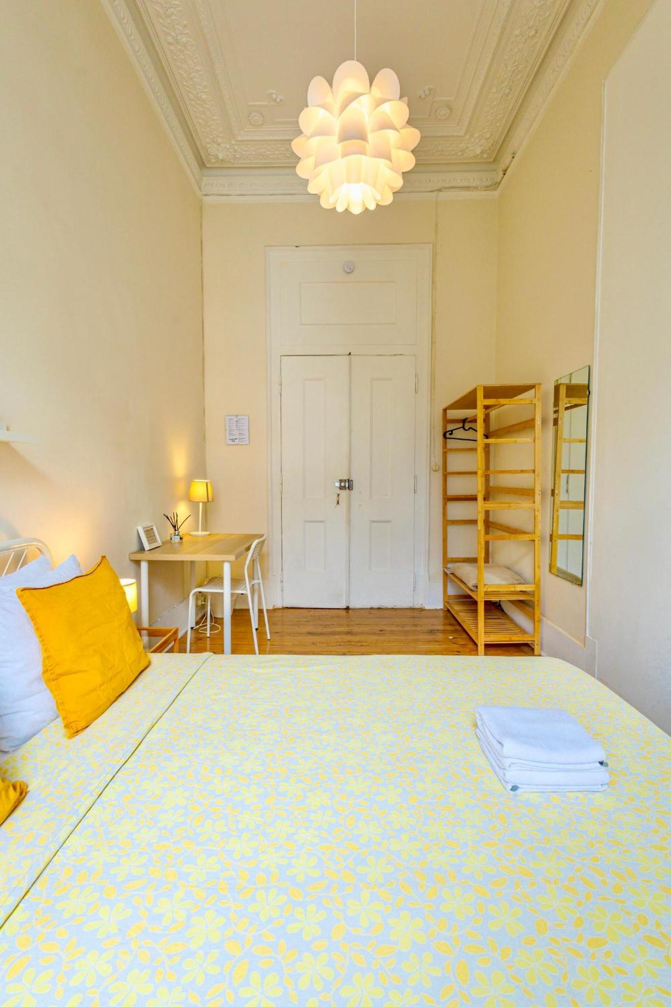 Ambiente Hostel Lisbon