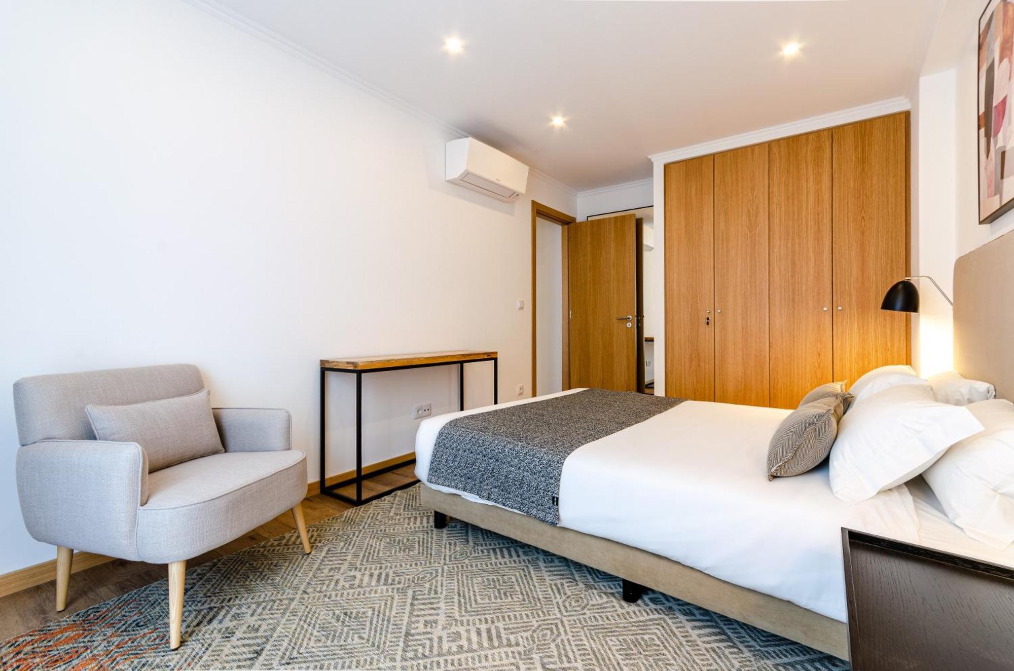 Apartment Morais Soares 131